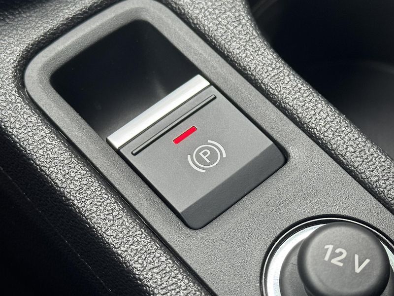 Audi RS 3 (2024) 2.5TFSi 294kW Quattro, Matrix  - fotka 39 z 57