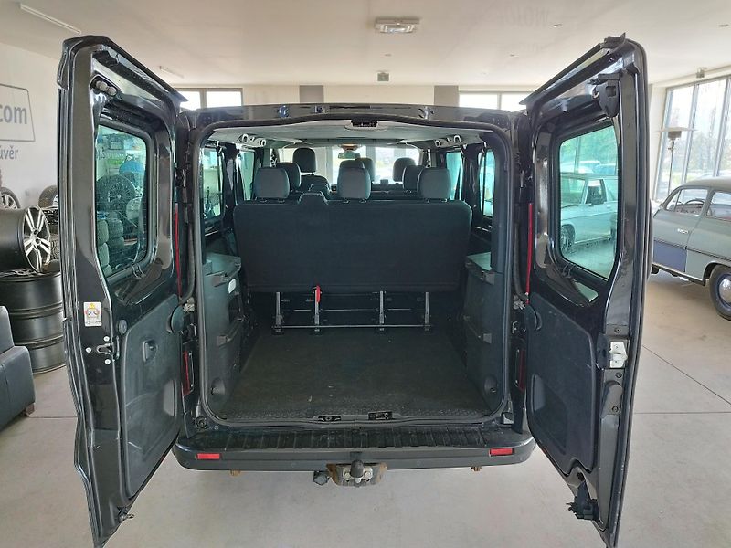 Opel Vivaro (2019) 1,6CDTI,89KW,LONG,9MÍST,TAŽNÝ - fotka 13 z 30