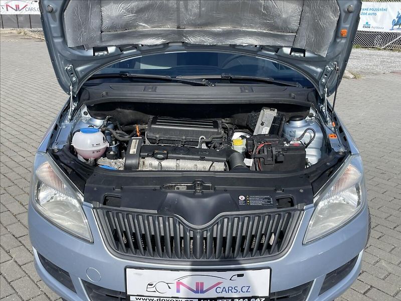 Škoda Fabia 1,4 i 16V 63kw Klima ESP po ST - fotka 20 z 24