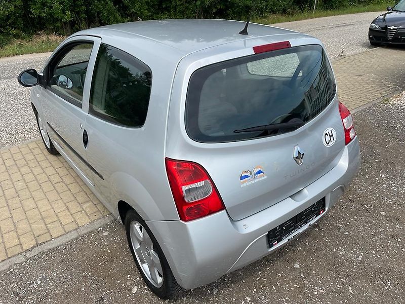 Renault Twingo (2007) 1,2  56KW 91300KM!!! - fotka 20 z 40