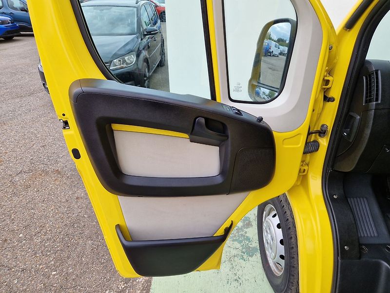 Peugeot Boxer 2.2 HDI L3H2 - fotka 22 z 27
