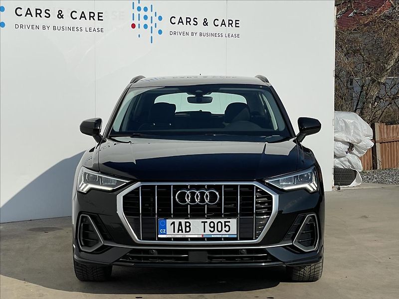 Audi Q3 1,5 TFSI AT7 S line Gravity - fotka 21 z 23