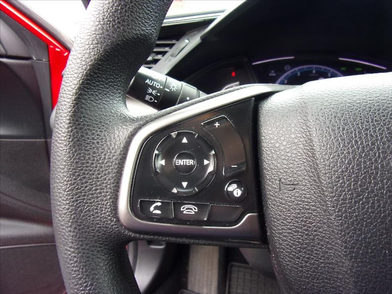 Honda Civic 1,0 i-VTEC Comfort 1maj. - fotka 22 z 25