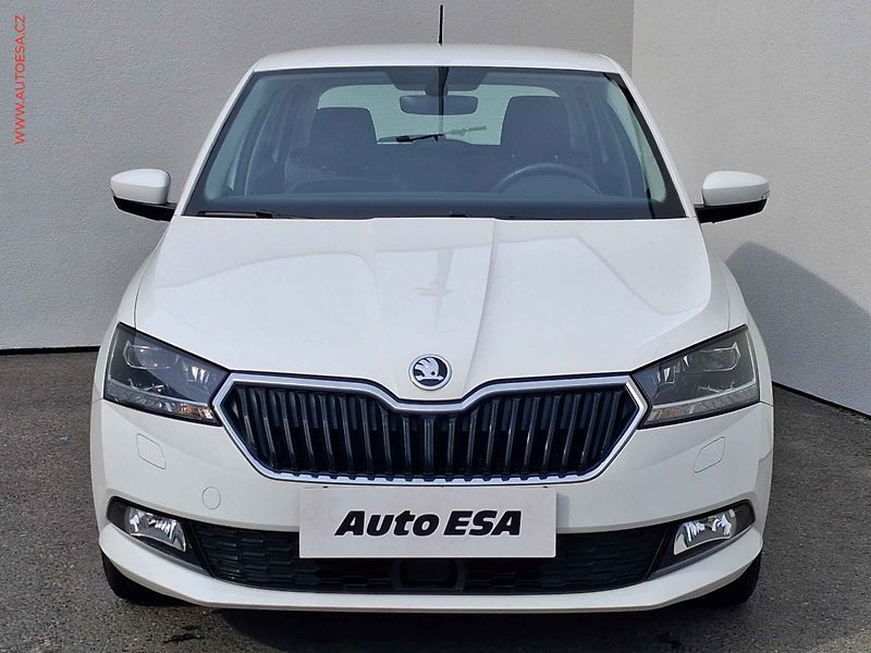 Škoda Fabia (2019) 1.0 TSi, 1.maj,ČR, Style, LED - fotka 2 z 17