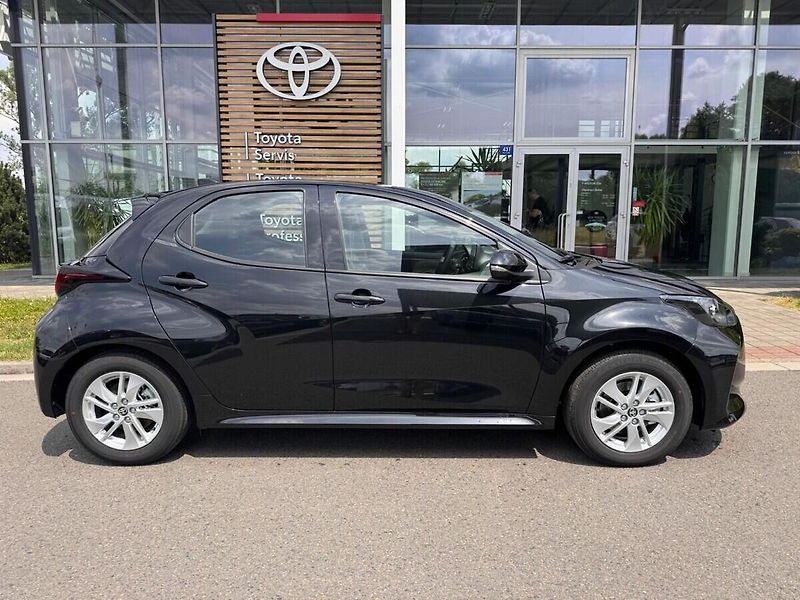 Toyota Yaris 1.5 Comfort - fotka 2 z 13