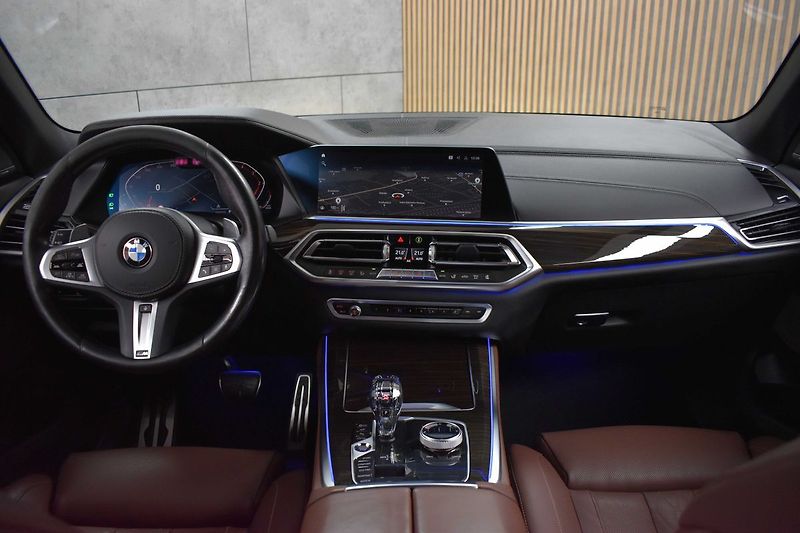 BMW X5 xDrive30d ///M*TAŽNÉ*LASER*ČR* - fotka 7 z 52