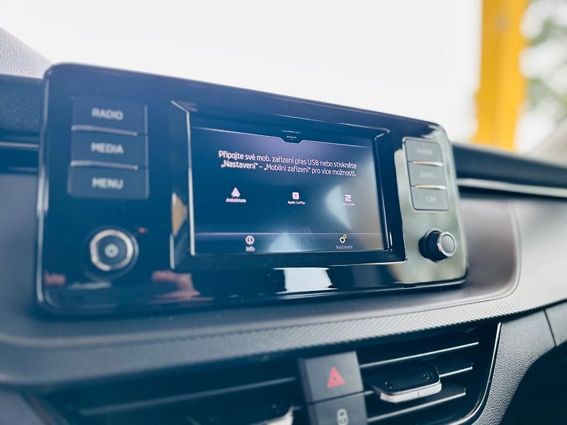 Škoda Scala (2023) 1.0TSi APP, LED, VÝHŘEV SED. - fotka 8 z 14
