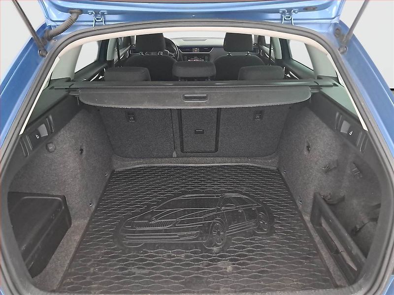 Škoda Octavia (2014) 2.0 TDI, 4X4, Navi, Xenony - fotka 14 z 19