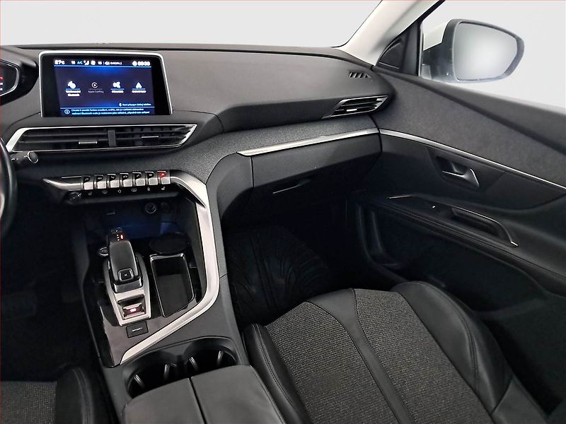 Peugeot 5008 (2018) 1.6 BlueHDi, Automat, 7 míst - fotka 8 z 20