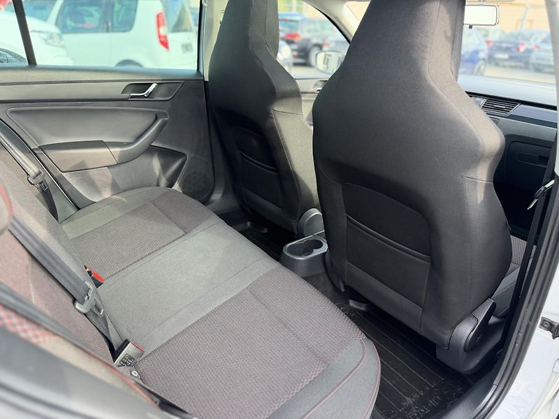 Škoda Rapid 1.2 Tsi, 77kw - fotka 7 z 13