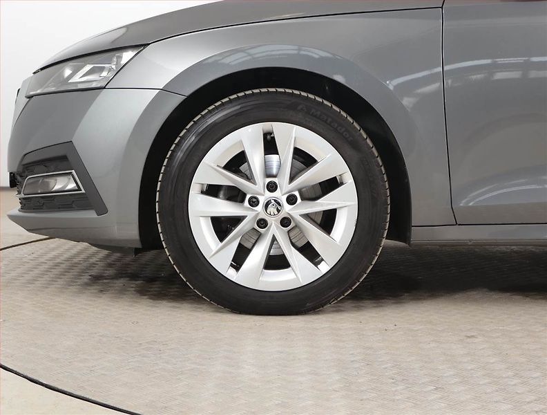 Škoda Octavia (2022) Style 2.0 TDI, Automat, ČR - fotka 15 z 22