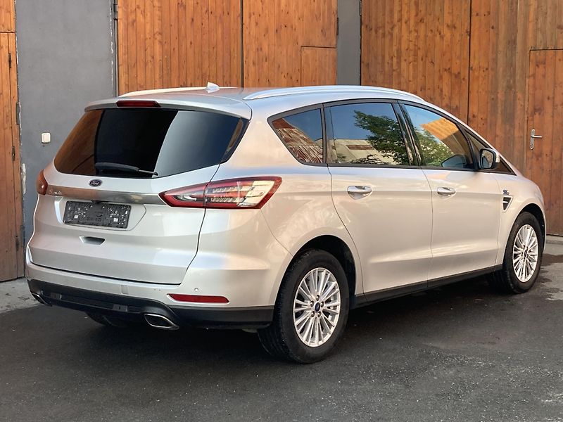 Ford S-MAX (2020) 2.0TDCi 140kW servis Ford - fotka 5 z 28