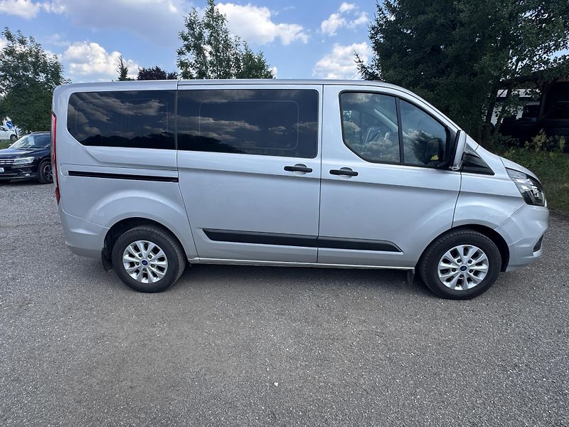 Ford Transit Custom 2.0 TDCI 125KW NOVÉ ROZVODY - fotka 4 z 24
