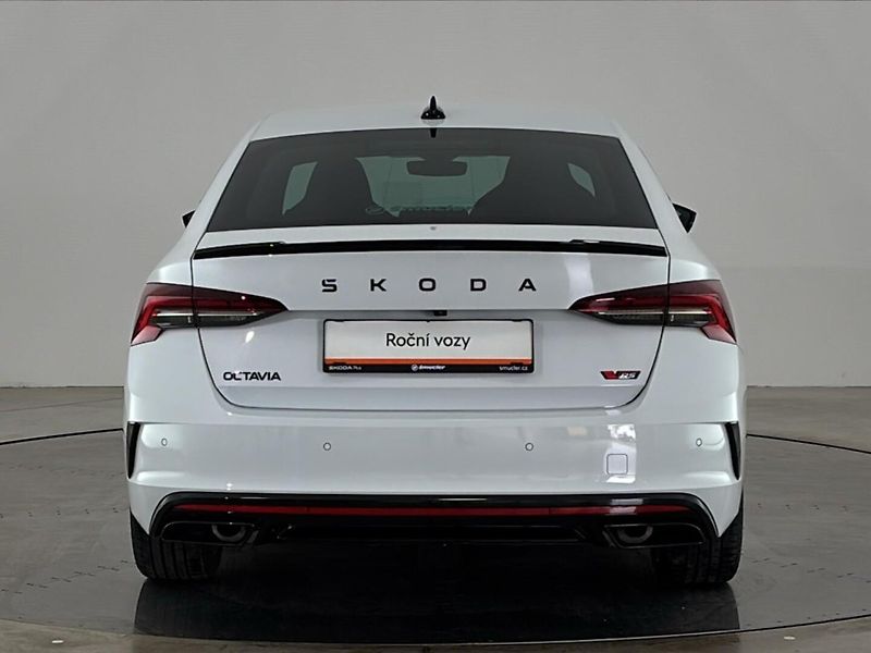 Škoda Octavia RS - fotka 17 z 29