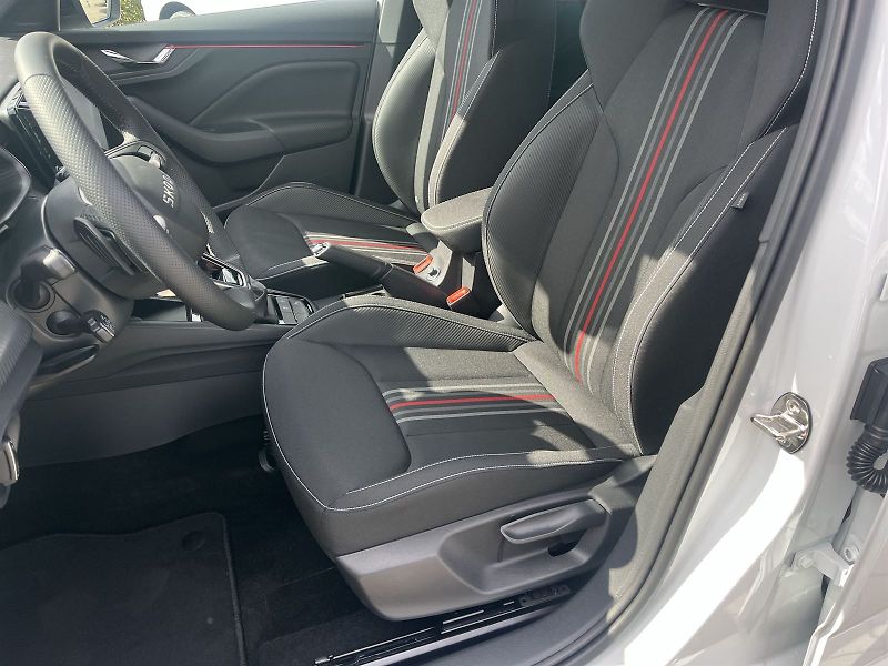 Škoda Kamiq (2026) 1.0 TSI 85 KW DSG Monte Carlo - fotka 10 z 27