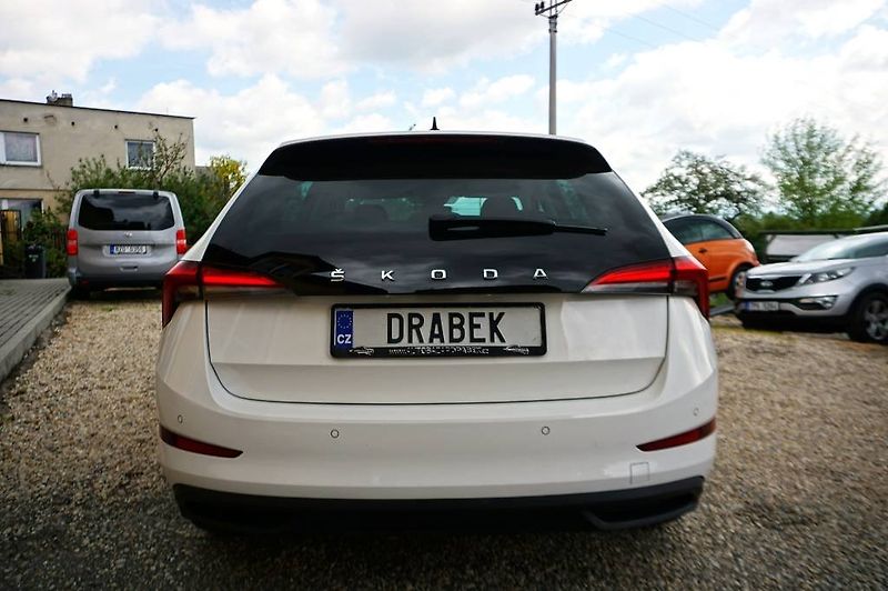 Škoda Scala (2019) STYLE PLUS 1,6 TDI 85 kW - fotka 5 z 30
