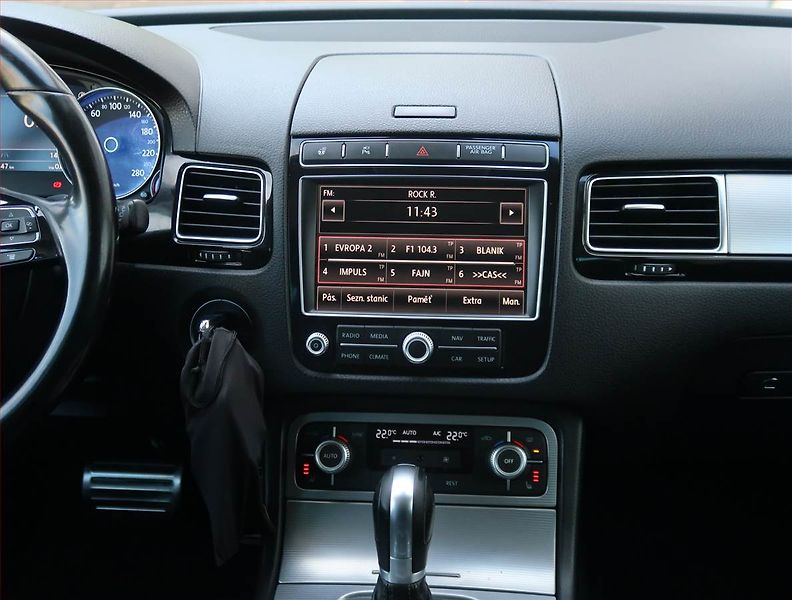 Volkswagen Touareg (2015) 3.0 TDI - fotka 12 z 31