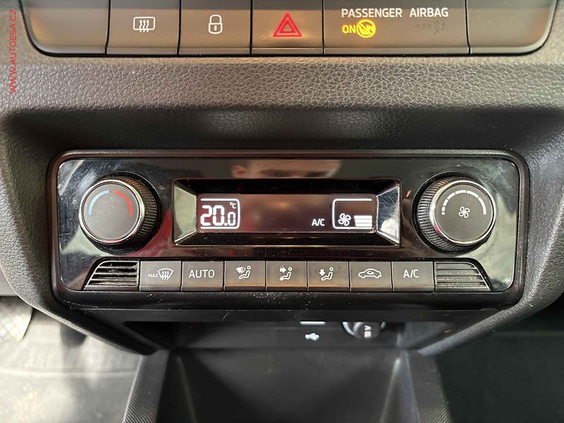 Škoda Fabia (2019) 1.0 TSI, ČR, LED, AC, temp - fotka 14 z 15