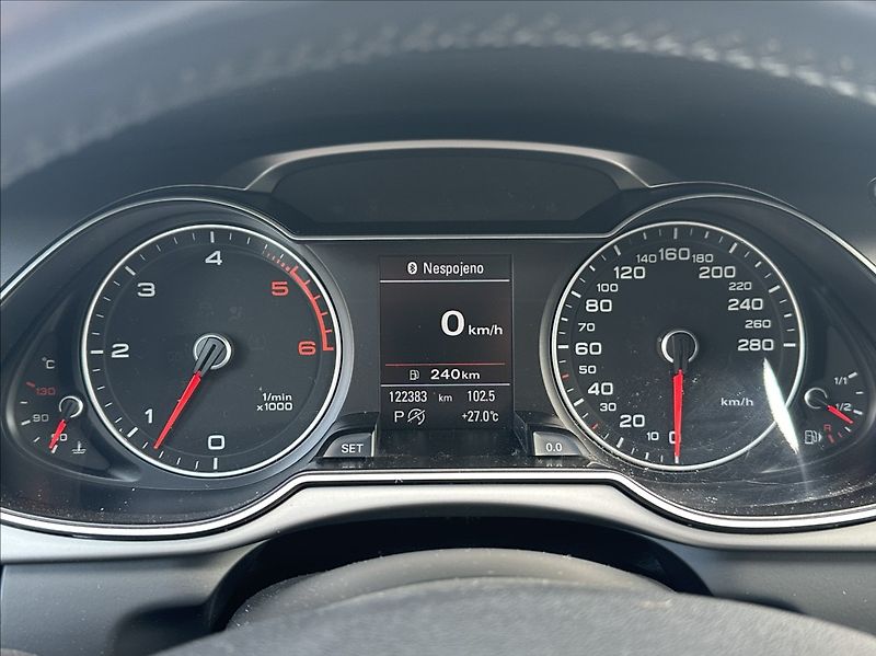 Audi A4 3,0 TDI 204PS  Ambiente A/T - fotka 40 z 53