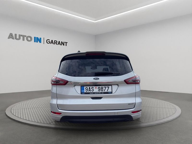 Ford S-MAX (2023) ST-LINE 2,5 Duratec Hybrid 140 - fotka 5 z 18