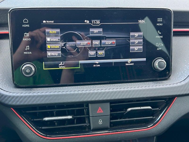 Škoda Kamiq (2025) Monte Carlo 1.0 TSI 85 kW - fotka 25 z 34