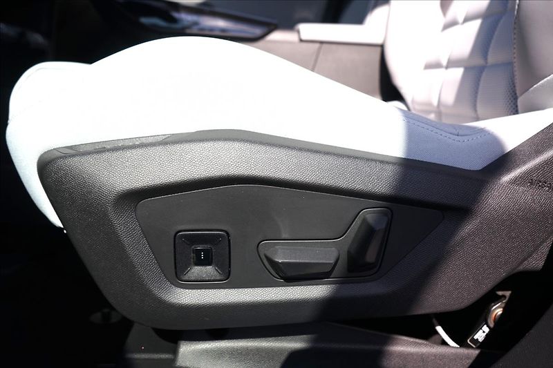 Citroën C5 Aircross (2026) 1,6 Plug-in Hybrid225k Aut.MAX - fotka 26 z 30