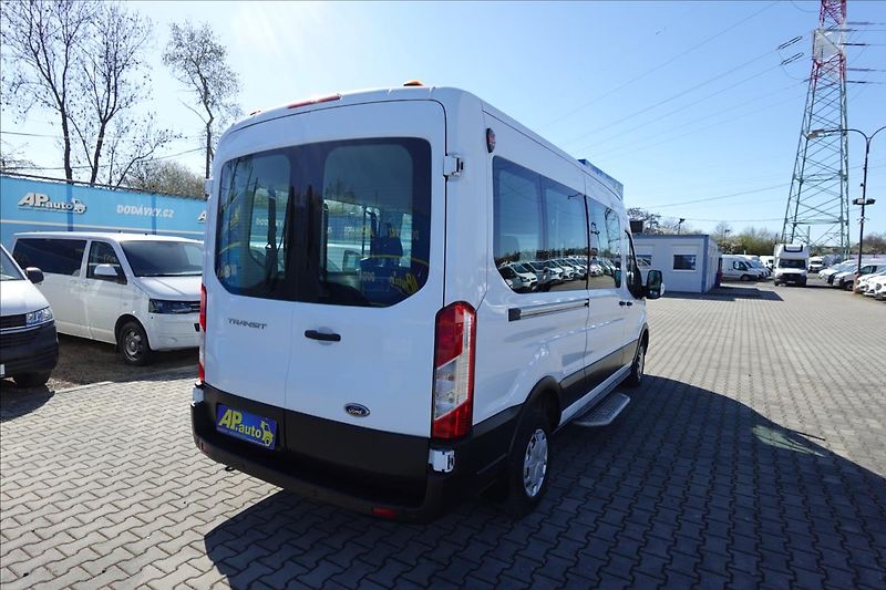 Ford Transit 2,0 TDCi  L3H2 8MÍST BUS KLIMA - fotka 9 z 40