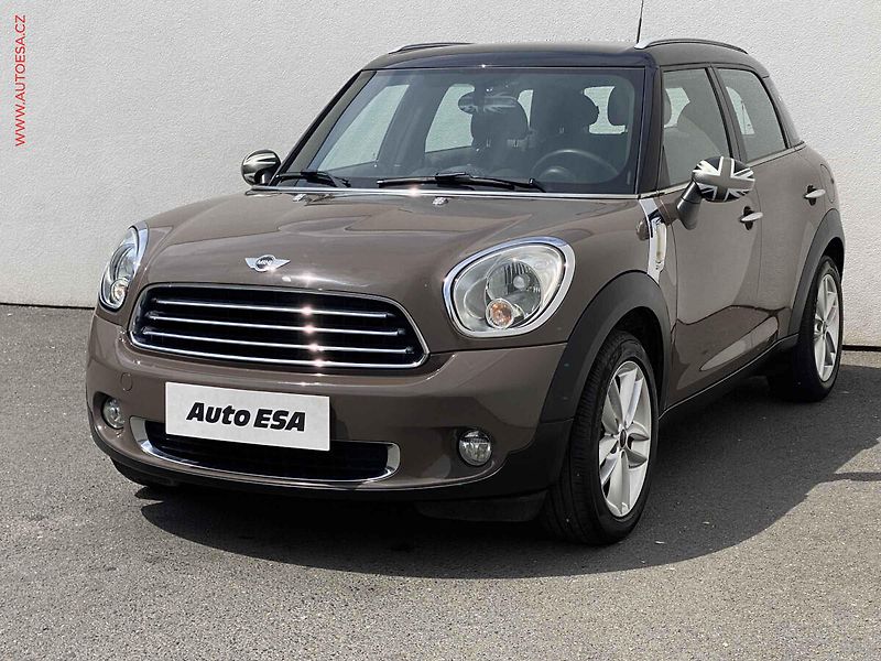 Mini Countryman (2011) 1.6 i, AC - fotka 3 z 15