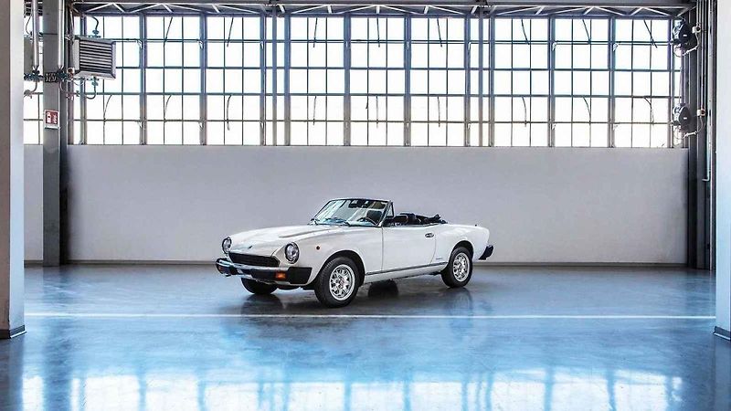 Alfa Romeo Spider.
