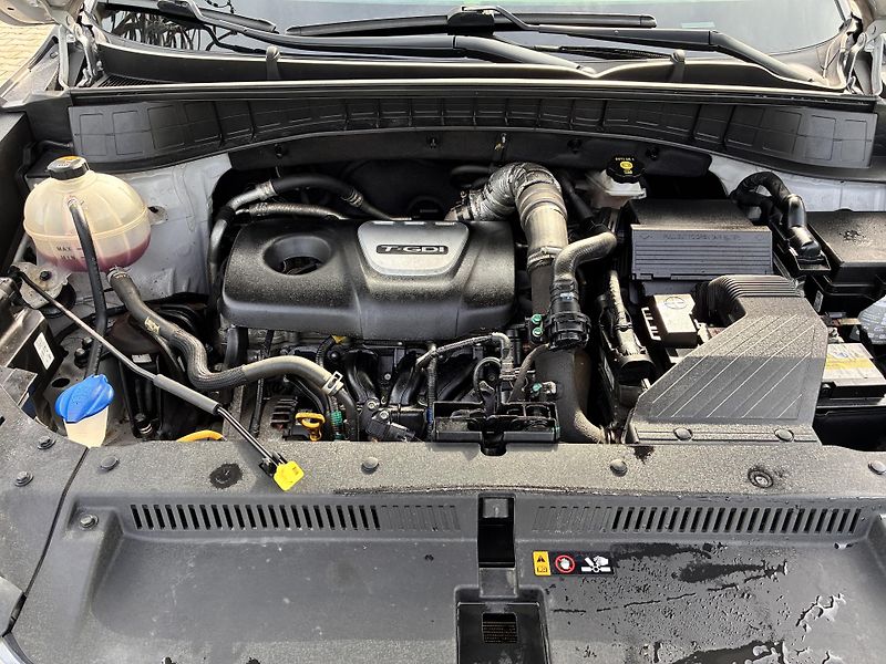 Hyundai Tucson 1.6T-GDI 130kW DCT STYLE       - fotka 23 z 26