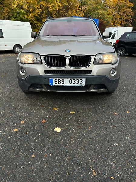 BMW X3 koupeno v ČR 2 majitel - fotka 17 z 18