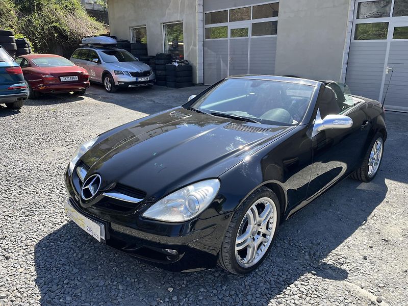 Mercedes-Benz SLK (2005) 350 V6 200 Kw AMG paket ČR!!! - fotka 11 z 18