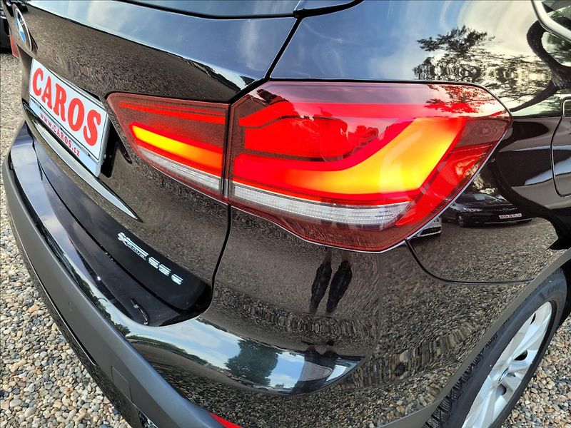 BMW X1 X-drive25e,4x4,M-sport,led - fotka 45 z 50