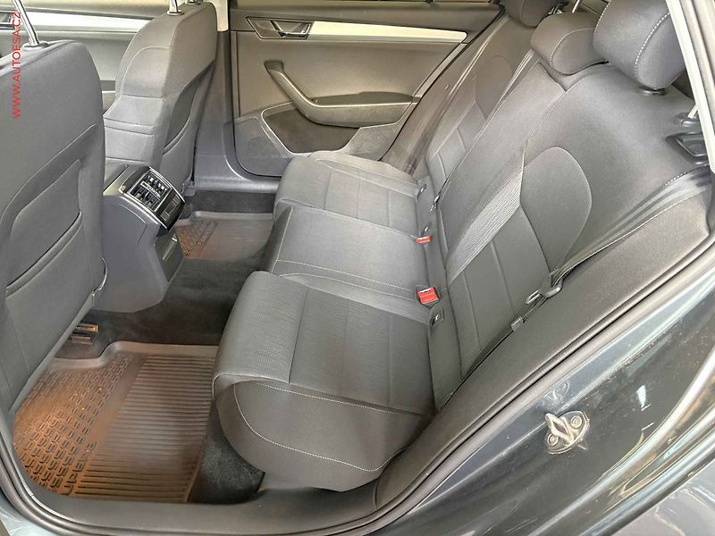 Škoda Superb (2019) 1.5TSi, Ambition, DSG, bixen - fotka 10 z 18
