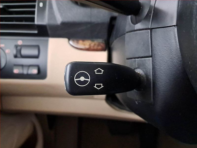 BMW X5 (2006) 3.0d, 4X4, Automat, Xenony - fotka 21 z 21