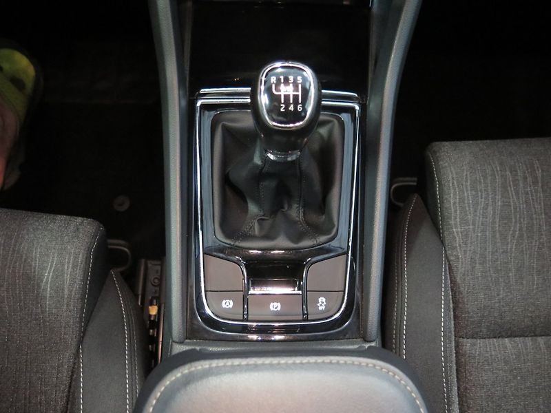 Škoda Karoq (2019) 1.5TSI,klima,navi,výhřev,Style - fotka 8 z 29