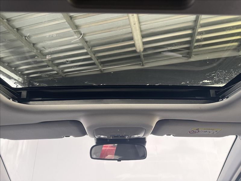 Omoda 5 (2026) 1,5 TGDi HEV PREMIUM - fotka 27 z 30