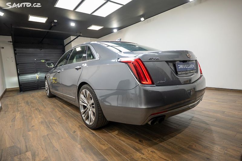 Cadillac CT6 3.0 TT 307 kW 4x4 - fotka 6 z 31