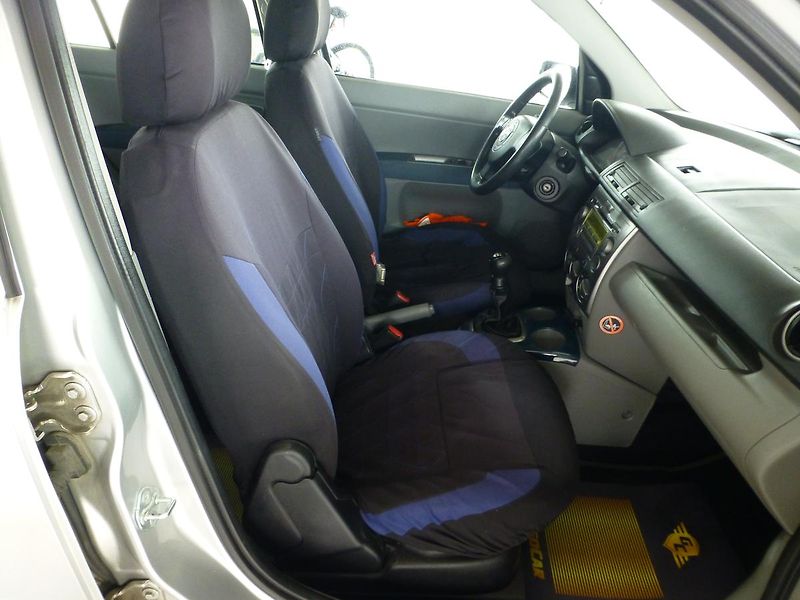 Mazda 2 (2004) 1,4i 59KW*KLIMA**ALU KOLA - fotka 17 z 24