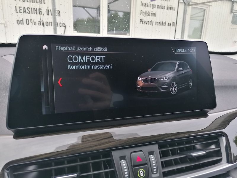 BMW X1 (2022) xDrive25e PHEV 162kW Plug in - fotka 22 z 43