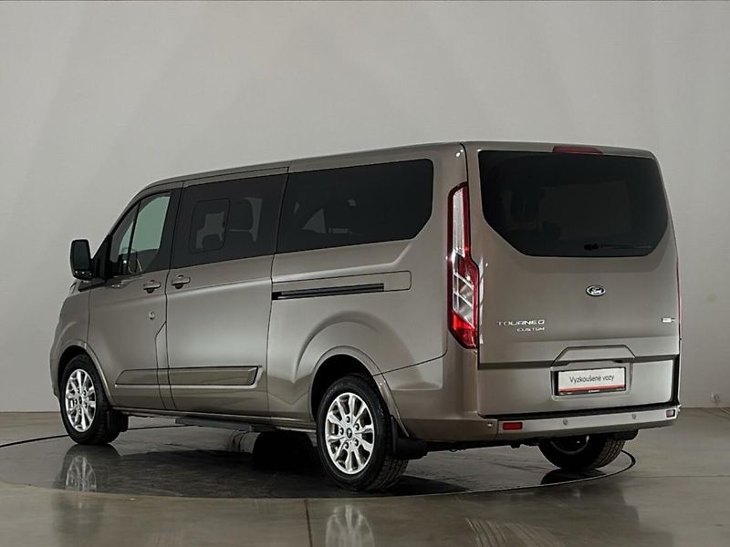 Ford Tourneo Custom TitaniumL2 - fotka 15 z 27