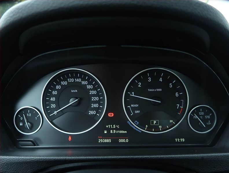 BMW Řada 3 (2018) 340 i xDrive, 4X4, Automat - fotka 11 z 22