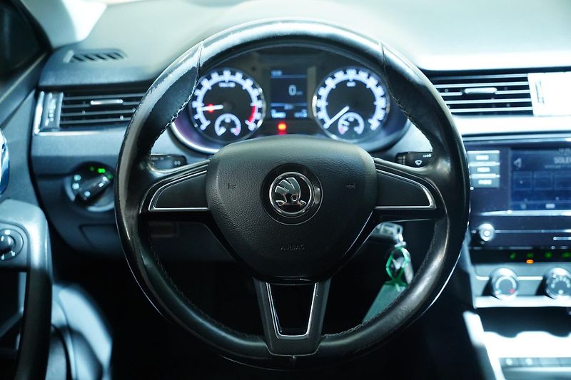 Škoda Octavia - fotka 16 z 24