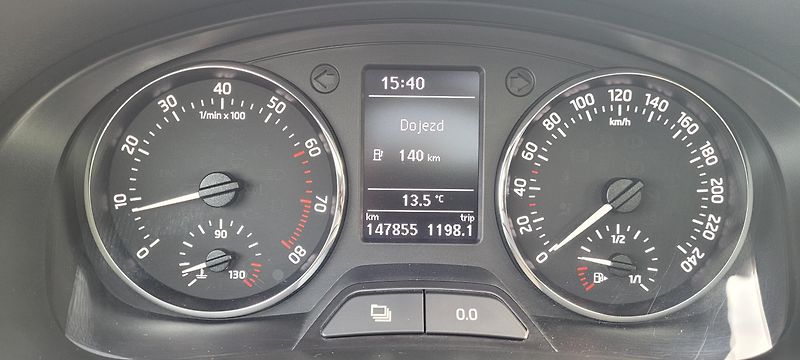 Škoda Rapid (2014) 1,2TSi 77kW Xenony StylePlus - fotka 21 z 37