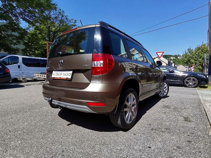 Škoda Yeti (2016) 1.2TSi 81kw AMB Tažné PDC - fotka 5 z 27
