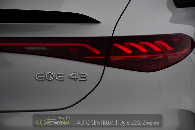 Mercedes-Benz EQE 43 AMG 4M AIR NIGHT P. HYPERSC - fotka 59 z 62