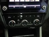 Škoda Octavia (2019) Style 1.5 TSI, Automat - náhled 17