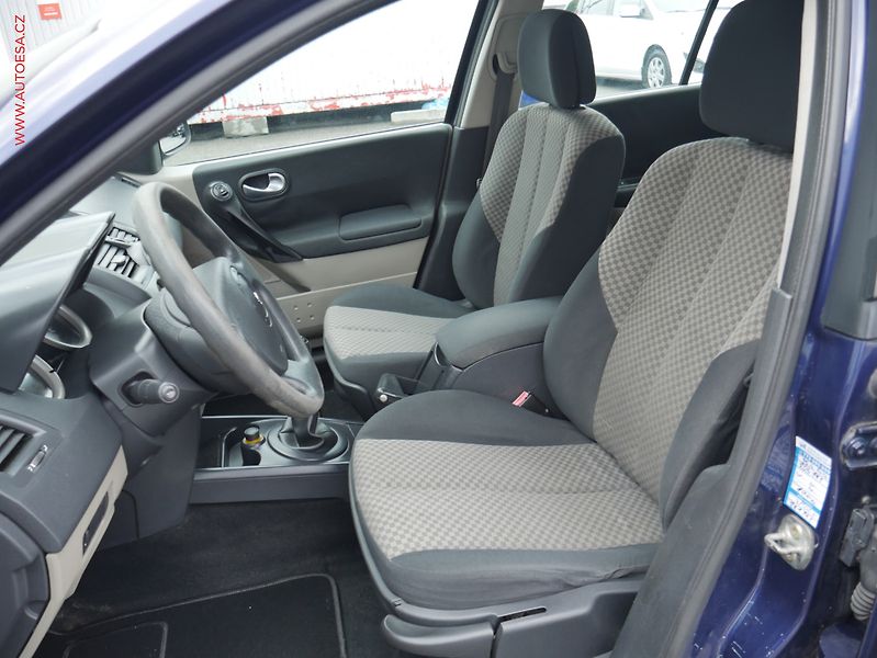 Renault Mégane (2004) 1.4 16V, STK4/28 - fotka 9 z 17