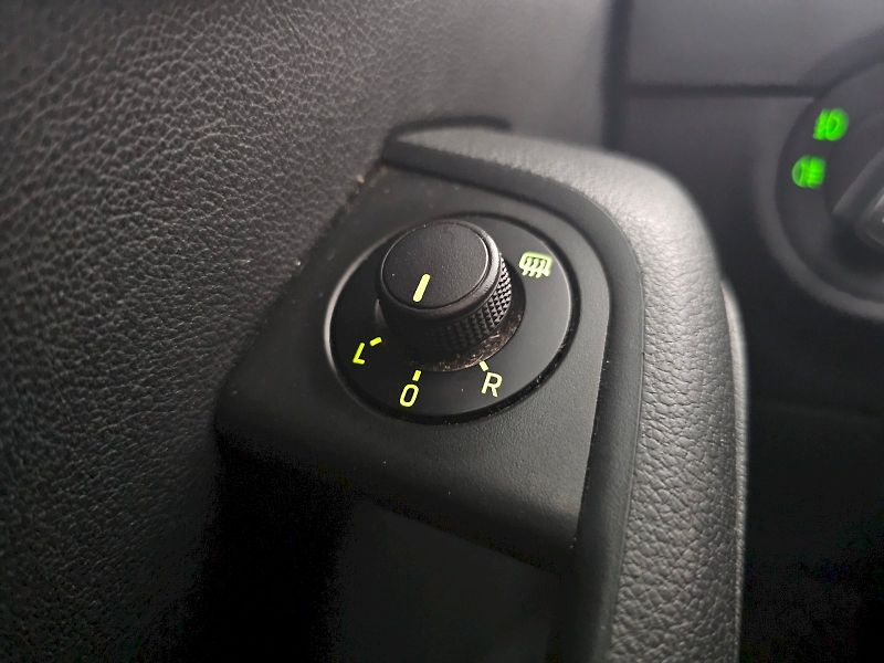 Škoda Octavia (2015) 2.0TDi 110kW DSG ELEGANCE PLUS - fotka 25 z 31