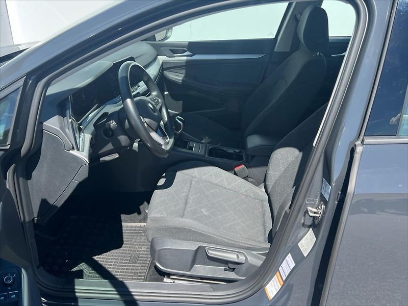Volkswagen Golf Variant 1,0 TSi 81kW LIFE  8 - fotka 11 z 26